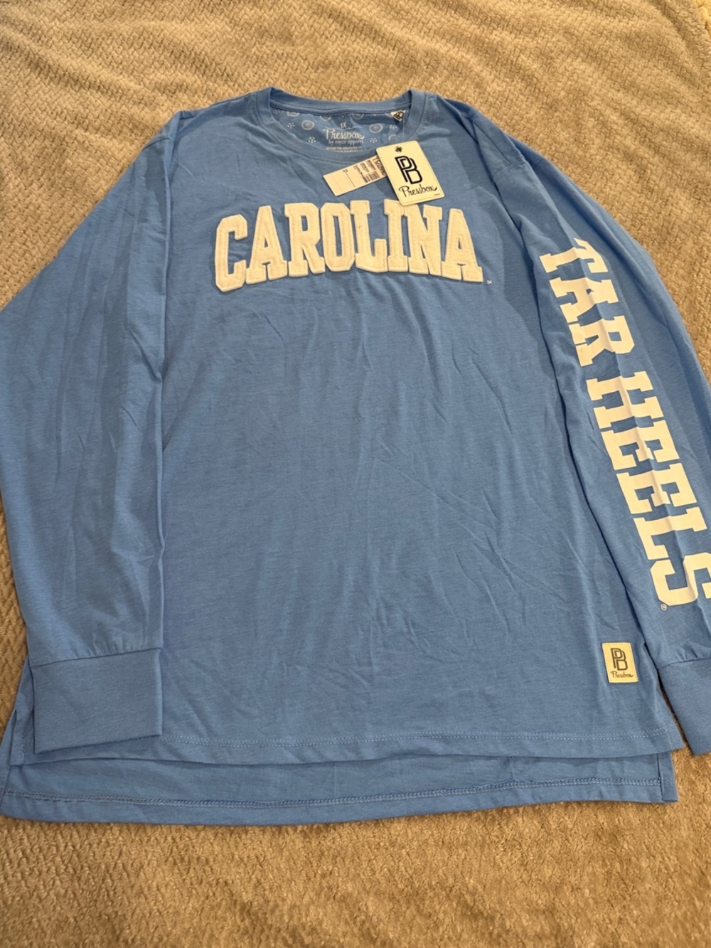 NWT Pressbox Carolina Long-Sleeve Tee - fits like XL